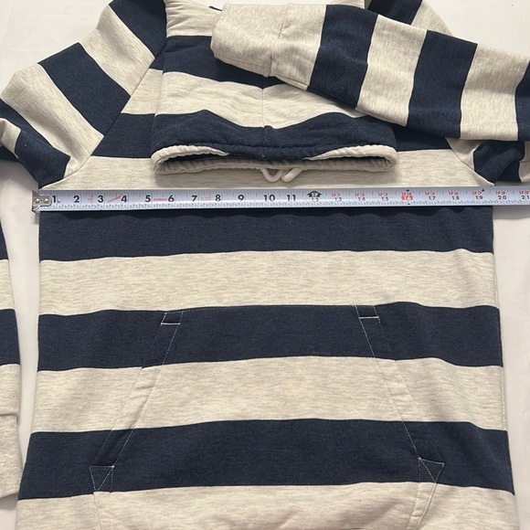 U88- Divided (H&M) Blue Gray Stripe Cowl Neck Sweatshirt Sweater Size Medium - Picture 4 of 7
